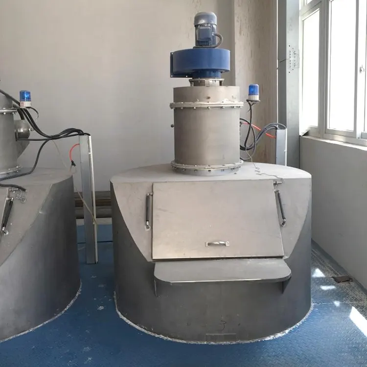 صومعة تخزين المواد الخام البلاستيكية